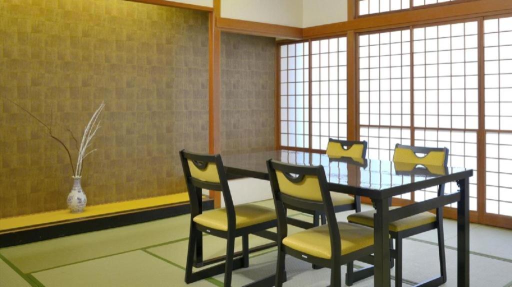 Hotel Gensen Yunoyado Sennotani Minakami Zewnętrze zdjęcie